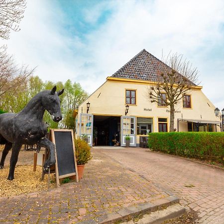 De Oude Smidse Hotel Westernieland ภายนอก รูปภาพ
