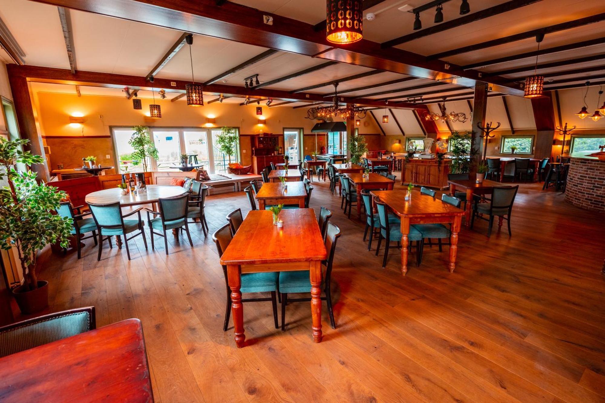 De Oude Smidse Hotel Westernieland ภายนอก รูปภาพ