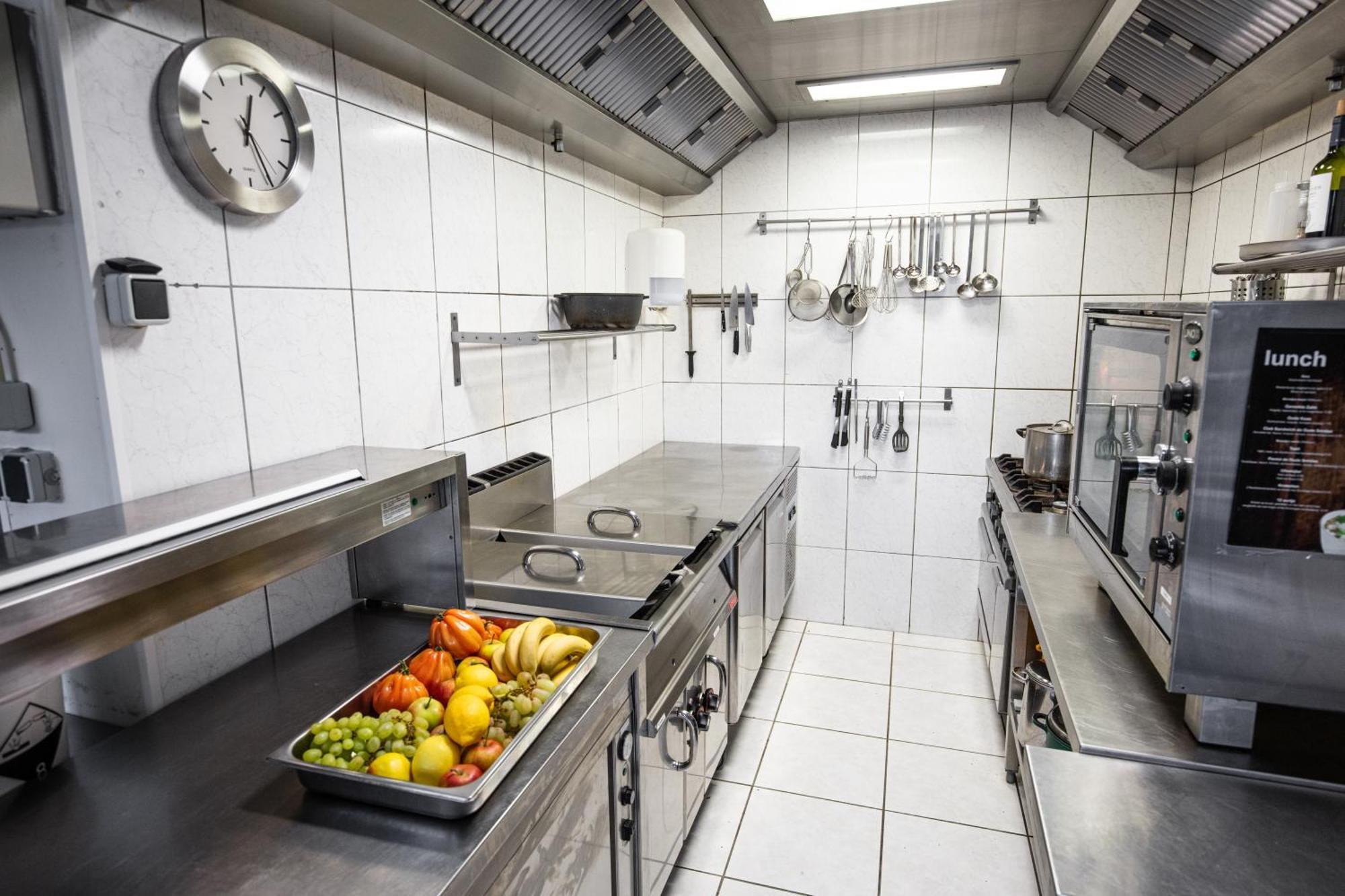 De Oude Smidse Hotel Westernieland ภายนอก รูปภาพ
