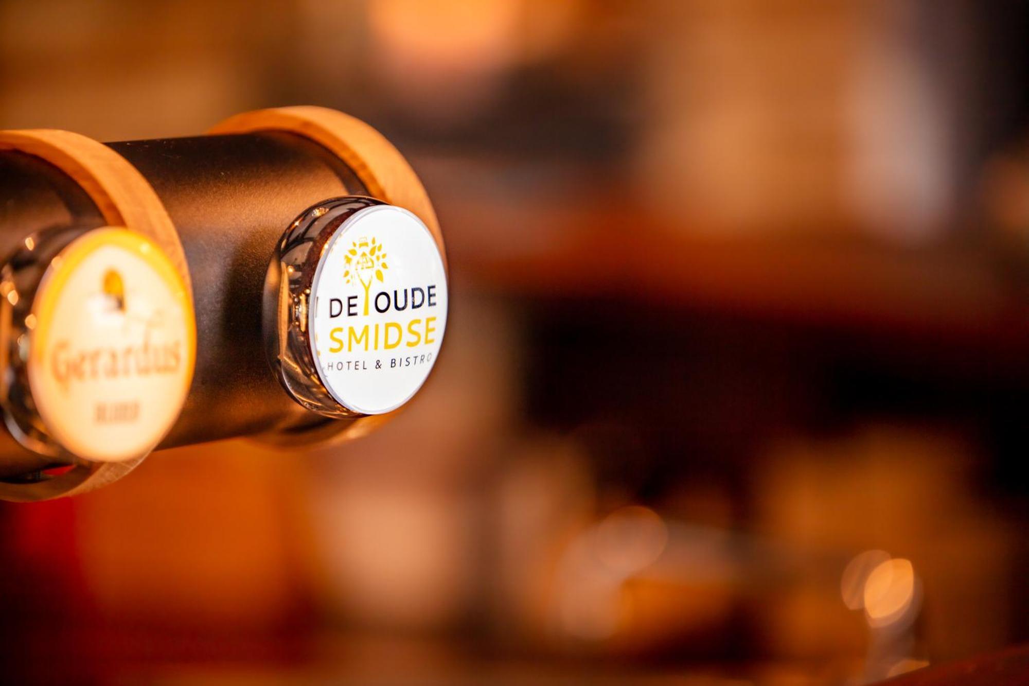 De Oude Smidse Hotel Westernieland ภายนอก รูปภาพ