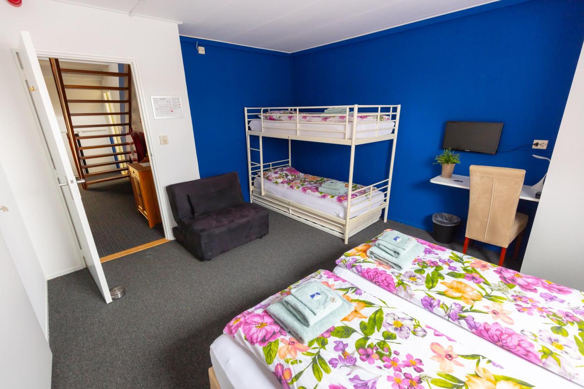 De Oude Smidse Hotel Westernieland ภายนอก รูปภาพ