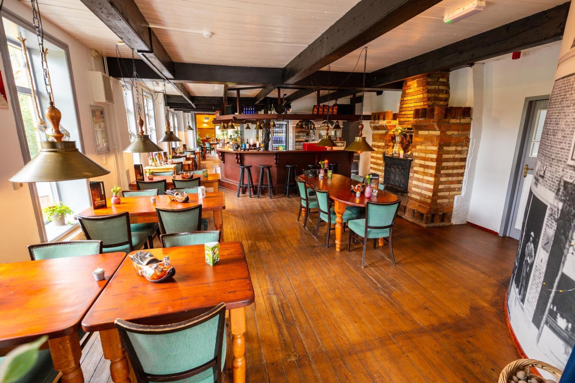 De Oude Smidse Hotel Westernieland ภายนอก รูปภาพ